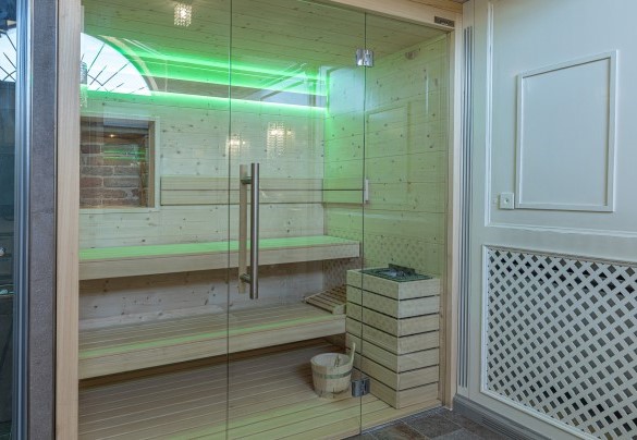 Double bedroom n.3 equipped with a Finnish sauna - Casal Parro