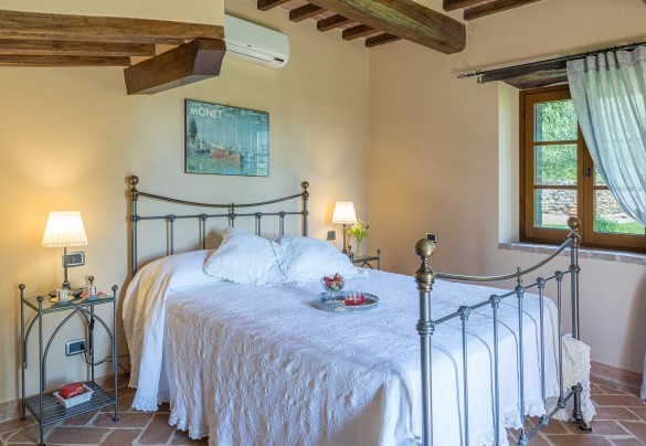 Double bedroom n.1 on the ground floor - Casal Parro
