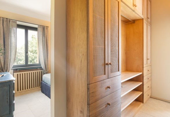 Double bedroom n.1 with wardrobe and en suite bathroom, on the ground floor - Casale Ansedonia