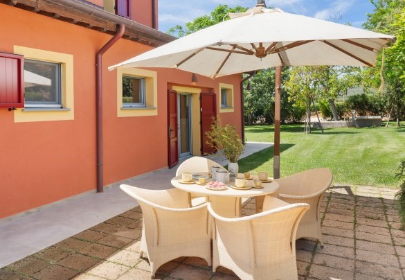 Relax point between the living room and the entrance - Casale Ansedonia