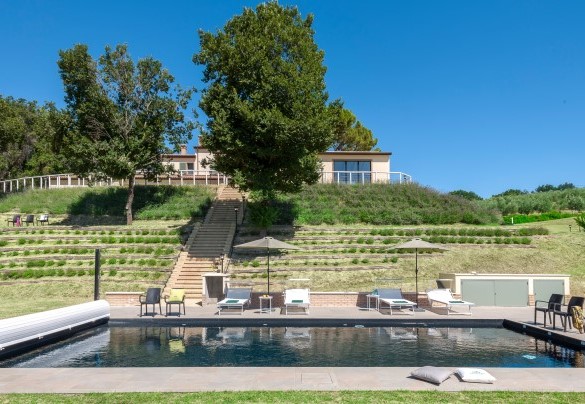 Pool with panoramic view and solarium - Casale Astralis