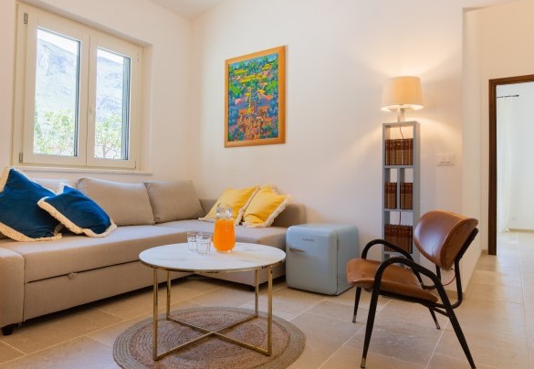 The living room in the annex – Casale Buccellato