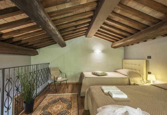 Loft with 2 single beds - Casale degli Ulivi