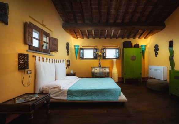 Double bedroom on the second floor - Casale dei Girasoli 