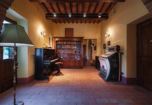  Living area on the ground floor - Casale dei Girasoli