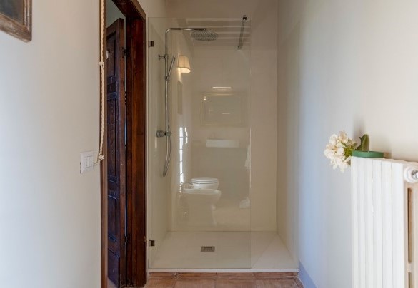 En-suite bathroom with a shower al primo piano - Casale dei Tigli