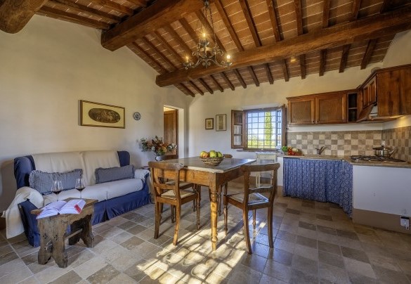 Living area with kitchenette. ANNEX - Casale Dei