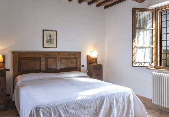 La camera matrimoniale con bagno en-suite. ANNESSO - Casale Dei