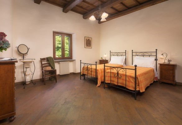 Camera doppia al primo piano – Casale del Castagneto