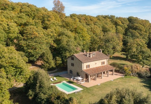 Villa in affitto con piscina esclusiva tra Siena e Grosseto – Casale del Castagneto