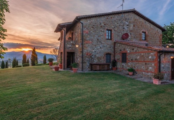 La casa al tramonto- Casale del Viaggiatore