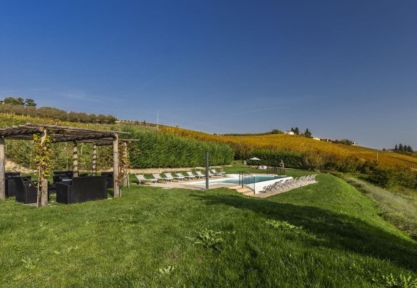 The amazing landscape surrounding the villa - Casale dell'Acero Rosso 10