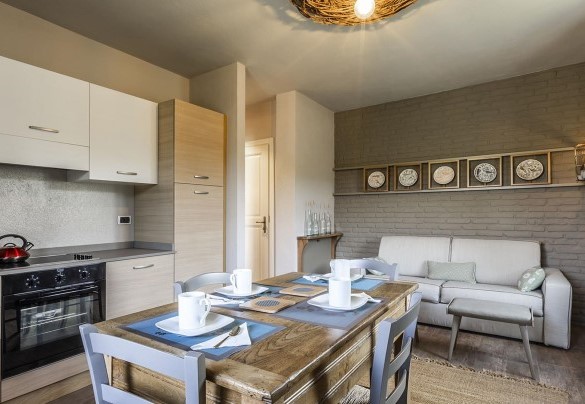 Suite nr 4 on first floor - Details of sophisticated taste - Casale dell'Acero Rosso 10