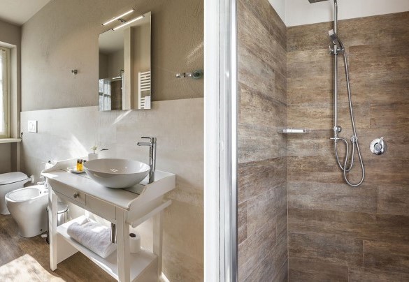 Bathroom nr 3 with shower on first floor - Casale dell'Acero Rosso 10