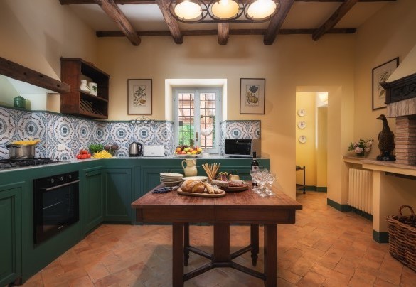 La cucina accessoriata - Casale dell’Oasi 