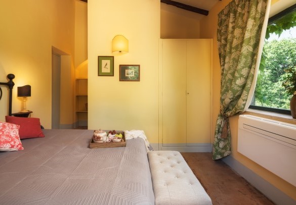 Camera matrimoniale n.3 con bagno-en suite e terrazza, primo piano - Casale dell’Oasi