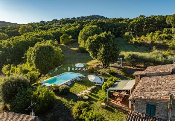 The property seen from above - Casale delle Farfalle  