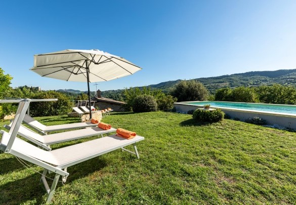 The rustic lawn solarium - Casale delle Farfalle 