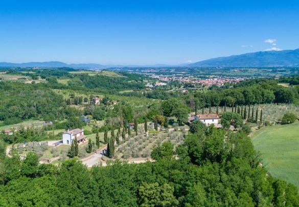 La villa immersa nella natura - Casale La Splendida