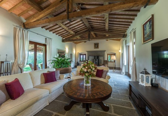 Lo stupendo salotto con TV - Casale La Splendida