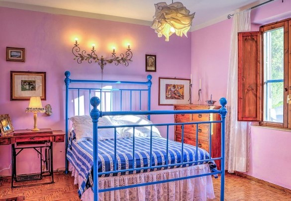Double bedroom n.2 with queen size bed, on the first floor – Casale Le Conce 6+2