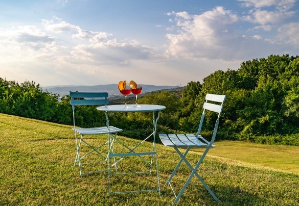 Panorama as the eye can see over the Val d’Orcia – Casale Le Conce