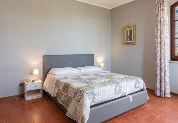 Double bedroom on the first floor - Casale Le Tre Querce 
