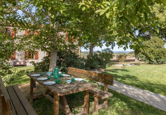 Ideal place for those wishing to have an apéritif near the pool - Casale Le Tre Querce