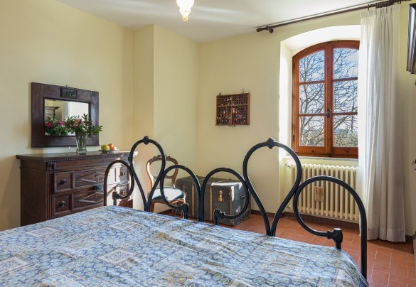 Double bedroom on the first floor - Casale Le Tre Querce 