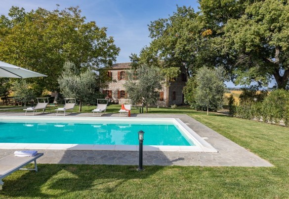 The swimming pool for exclusive use - Casale Le Tre Querce