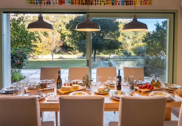 La zona pranzo – Casale Palombieri
