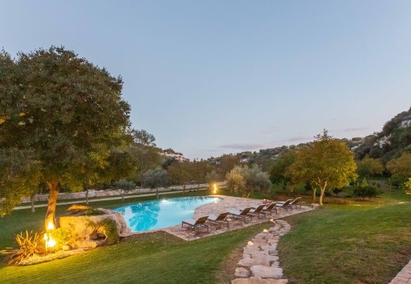 La zona piscina – Casale Palombieri