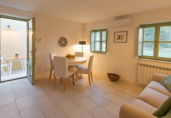 Il living dell’annex – Casale Palombieri