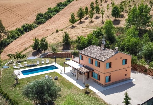 Il terrazzamento su cui sorge la villa - Casale Principessa