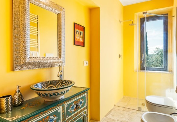 Bagno con doccia n.3 adiacente alla camera n.3 - Casale Rondinella