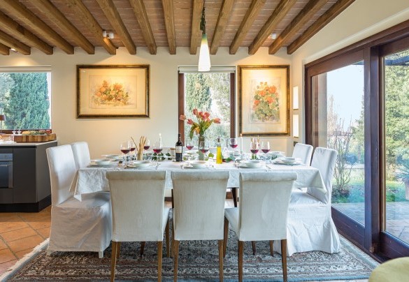 The dining area with direct exit through french windows - Casale Santa Lucia