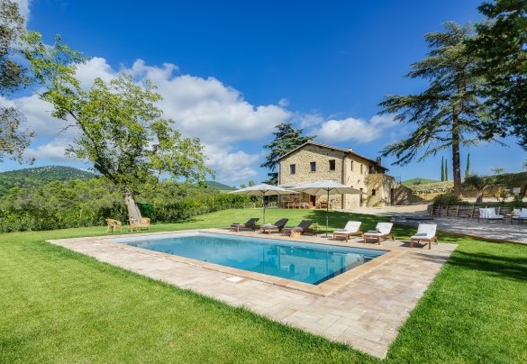 Villa for rent with exclusive pool in the heart of Umbria - Casale Tavernelle