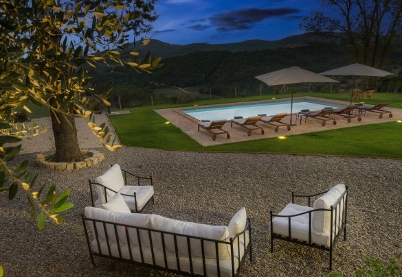 The property enjoys the relaxing view of Prodo hill - Casale Tavernelle
