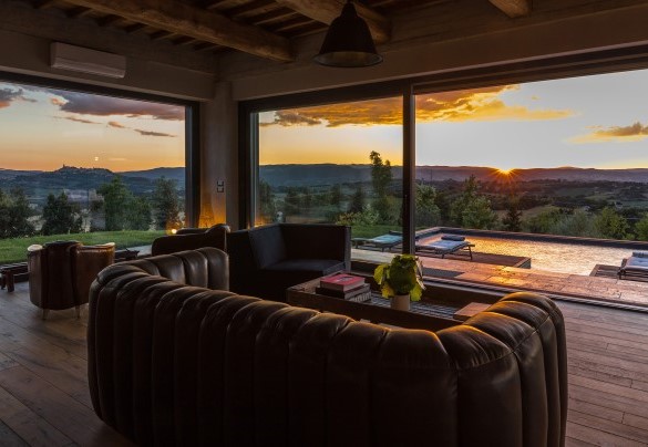The swimming pool is connected directly, via French windows, to the house - Casale The Place