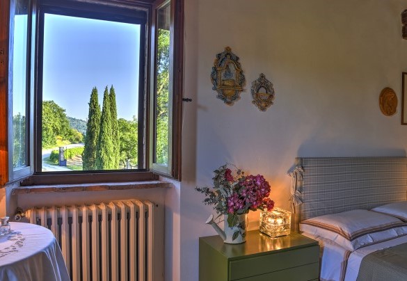 La camera matrimoniale al primo piano - Casale Tre Cipressi