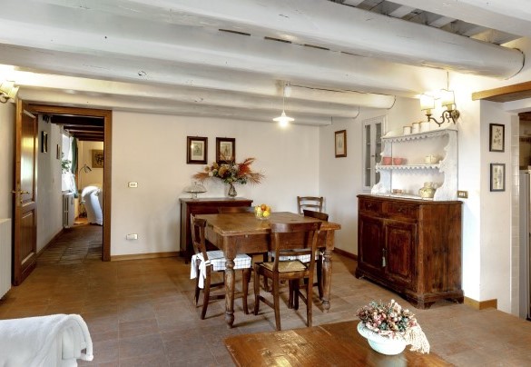 Open plan with kitchen and dining area on the ground floor - Casatorre 