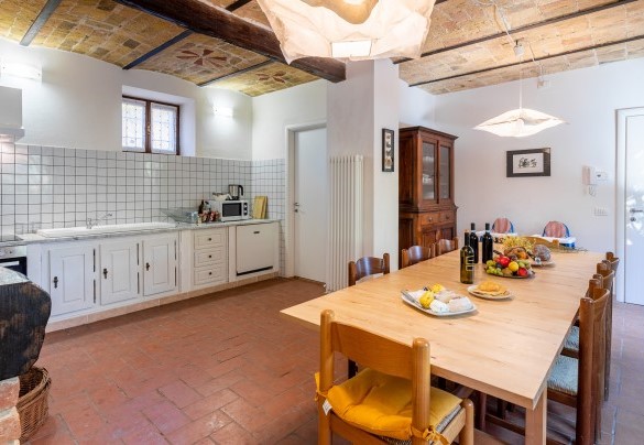 The well-equipped kitchen - Cascina La Valle