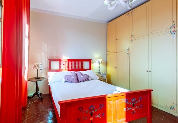 Double bedroom n.4 with view of the hills – Cascina Monferrato