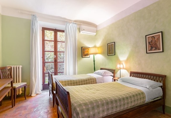 Twin bedroom n.3 with joinable beds – Cascina Monferrato