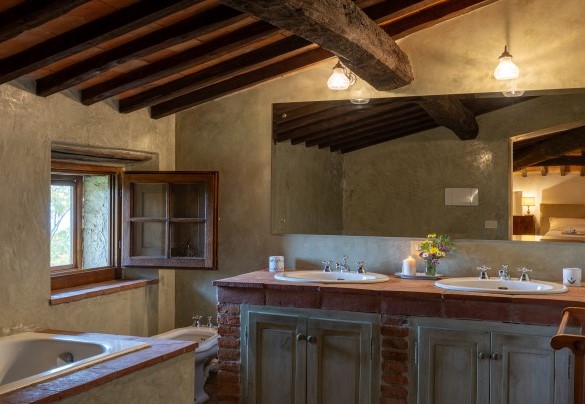 Bagno privato con vasca n. 3 interno alla camera n.3 - Castellare in Poggio	