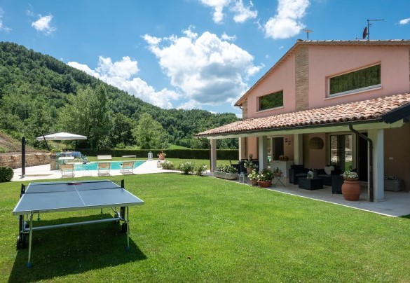 The property covers an area of approximately 25 hectares - Chipieri