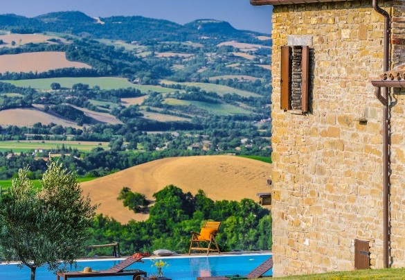 Posizione panoramica sulle colline circostanti - Col di Luce