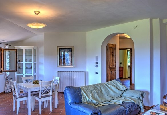 Il salotto con TV al piano superiore - Colle Del Sole