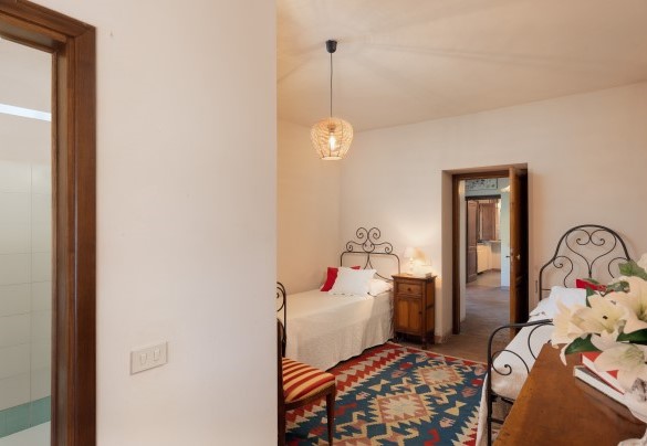 The twin bedroom on the ground floor - Cosciano