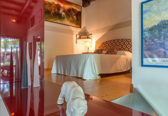 French bed n.1 in open space with – San Martino – Country House Montepietraia e San Martino 
